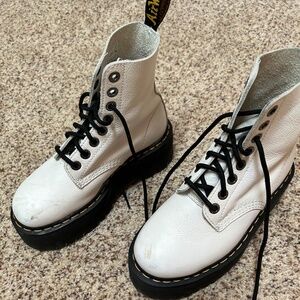 Dr Martens women’s 1460 Pascal Max Combat Boots